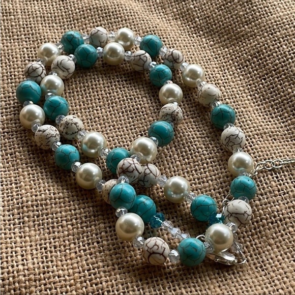 Turquoise necklace Adjustable with crystals extender New - Picture 9 of 10